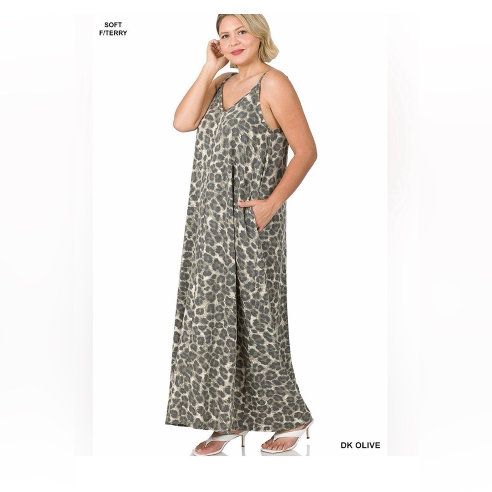 PLUS SIZE SOFT FRENCH
TERRY LEOPARD CAMI MAXI
DRESS POCKETS OLIVE GREEN